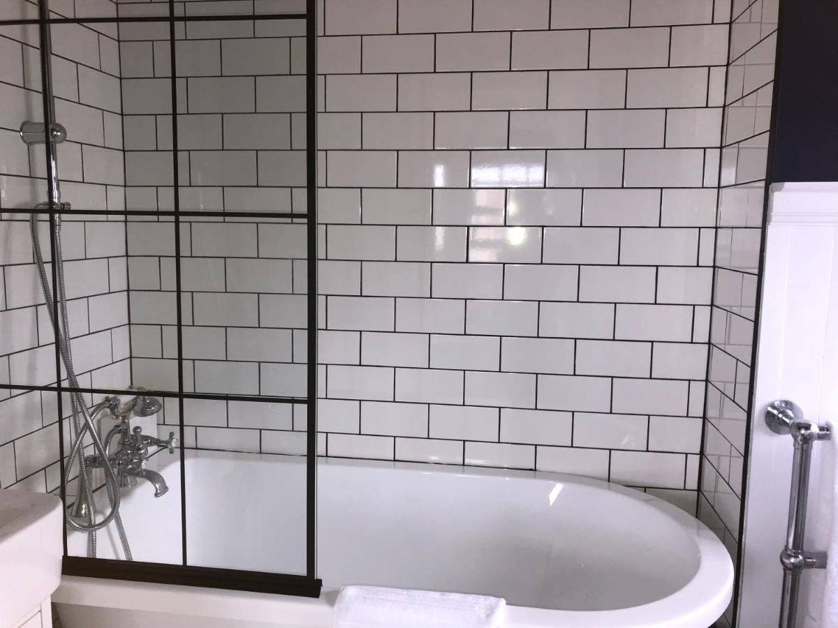 Seafront Sanctuary Beautiful Art Deco With Stunning & Sea Views Brighton