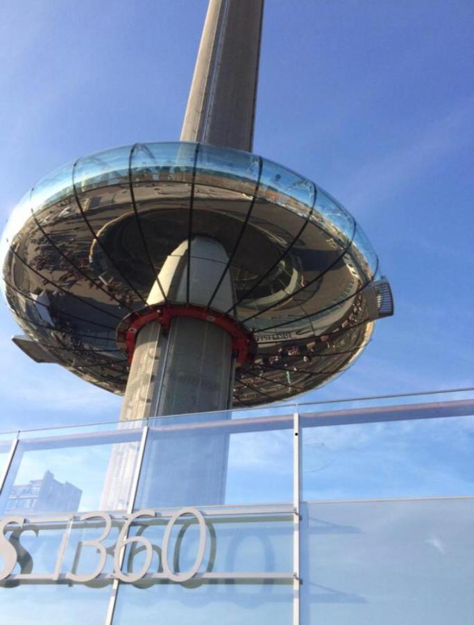 Seafront Sanctuary Beautiful Art Deco With Stunning & Sea Views