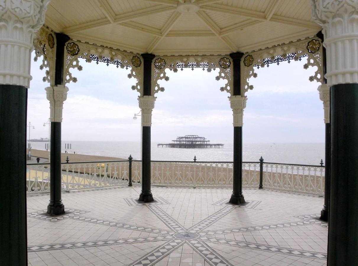 Apartment Seafront Sanctuary Beautiful Art Deco With Stunning & Sea Views Brighton